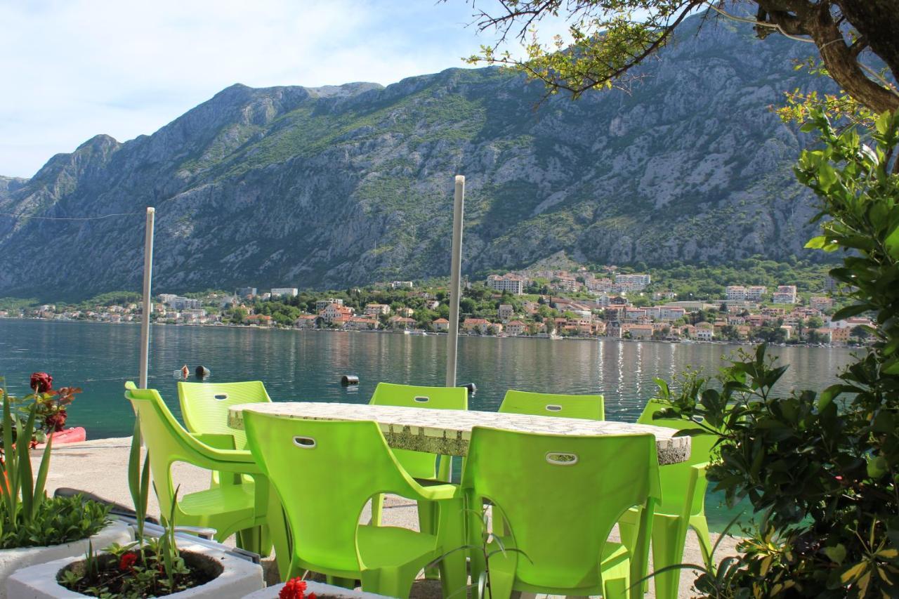 Mare E Montagna Apartment Kotor Ngoại thất bức ảnh