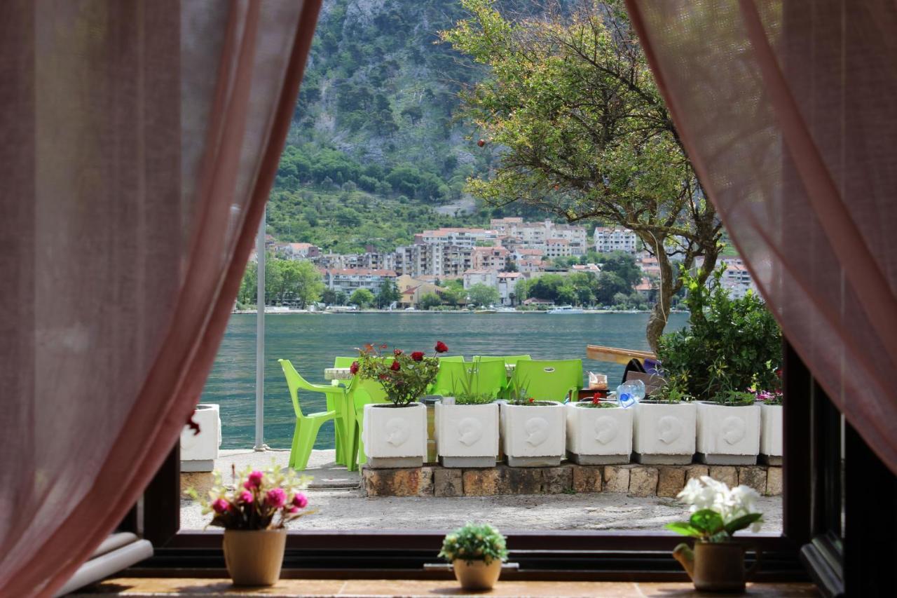 Mare E Montagna Apartment Kotor Ngoại thất bức ảnh