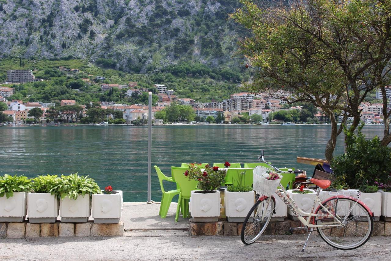 Mare E Montagna Apartment Kotor Ngoại thất bức ảnh